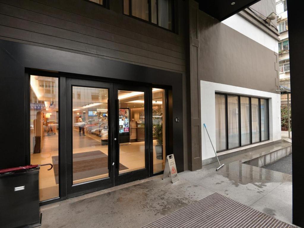 Home Inns Plus Shanghai Xujiahui Branch Bagian luar foto